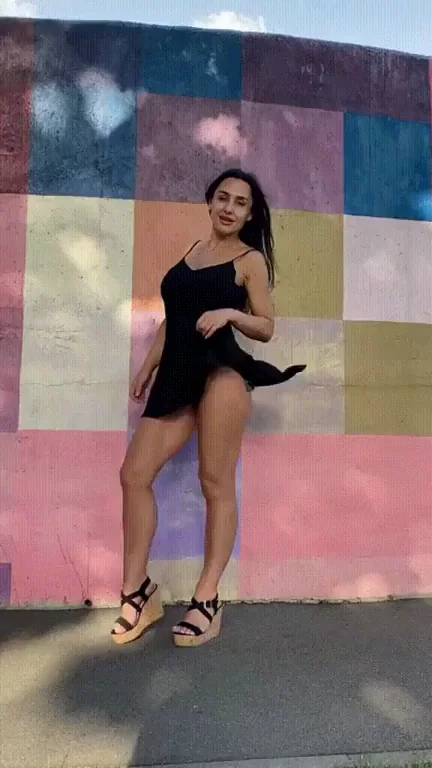 🔥 Premium Hottie in Tiny Black Dress Tease 😍 Grab Now or Regret! 💦