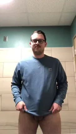Wanna Peek at This Thick Work Cock? 🍆💦