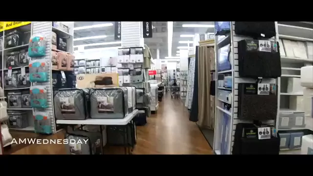 Hide & Seek Fail: Tits Out in Store 🏬🍈🔥