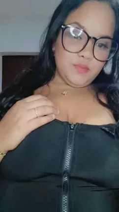 Â¨[SELLING]Â¨I'M HORNY YOU WANT TO SEE ME HOW I PLEASURE MY DILDO. AGG: SNAPCHAT K,I,K TELEGRAM DAKOTAX893