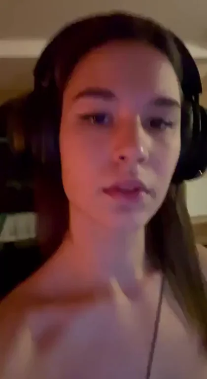 A day in my life, play video games and being horny. Would you like to join me ?