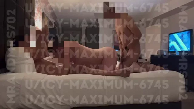 Hubby Gifts Me Extra Cocks 🐓🔥 Slutwife MFM Fuck Fest 😈 Couples DM Us!