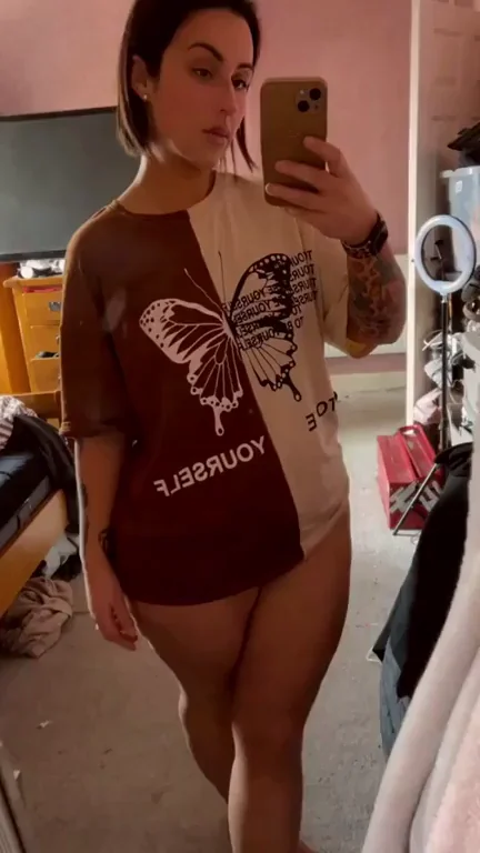 Chubby but with small tits