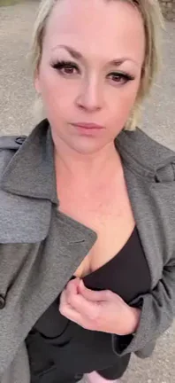 (f)lashing at my local park-spotted by a guy walking his dog