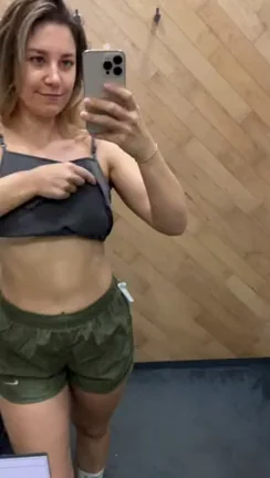 A little drop from the dressing room