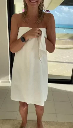I'm just a mom who loves showing off my soft imperfect milf bod (f)50