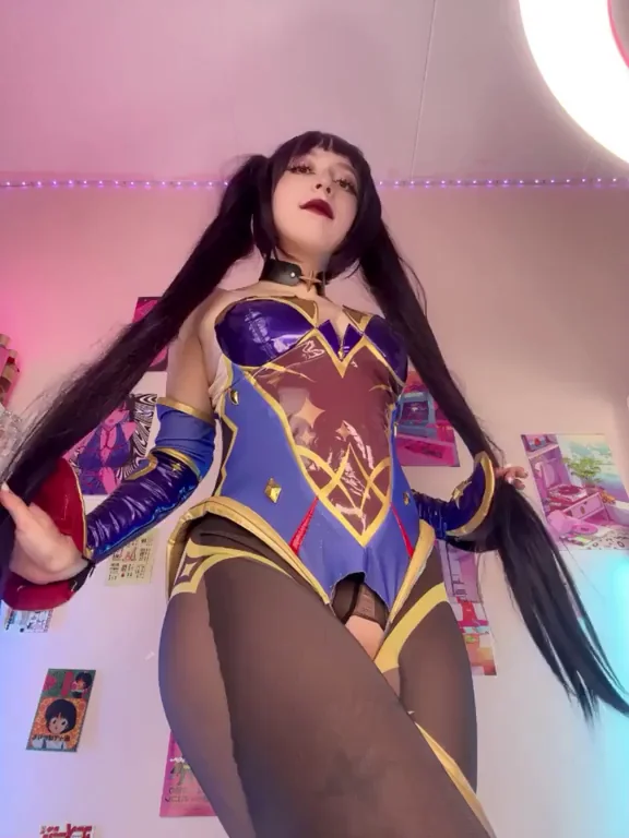 Thick Thigh Cosplay Slut Begs: Bury Your Face in My Juicy Ass? 🍑💦