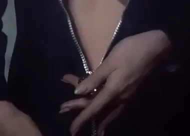 Marianne Faithfull's Sultry 1968 Cleavage Tease 😍🔥