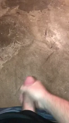 Thick Cock Hose Sprays Massive Cum Load 💦🍆