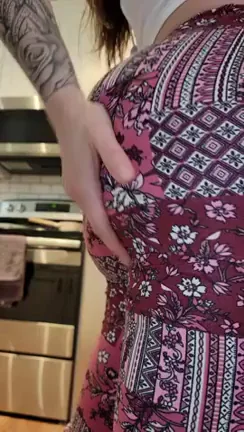 Stoner Babe's Phat Ass Feast 🍑💨 LOTR Vibes?