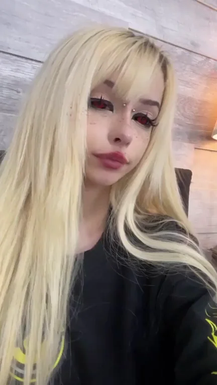 I woke up way too horny