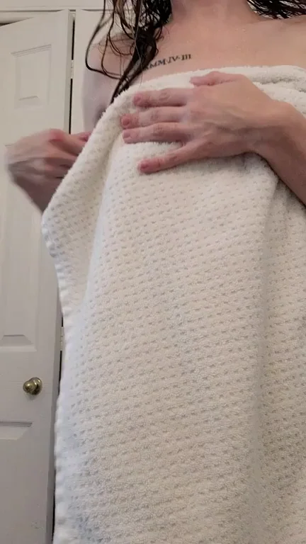 Thinking about you sucking on my titties turns me on [oc] [reveal]