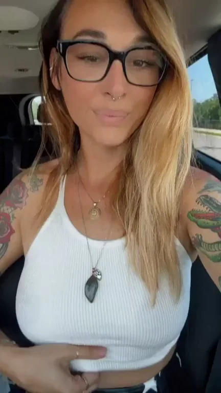 Adorable as I can be while flashing my titties on the highway😜