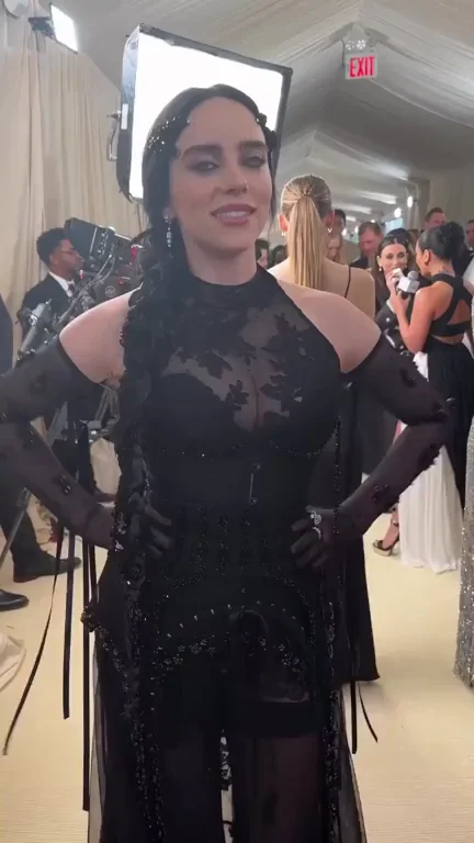 What a gorgeous woman