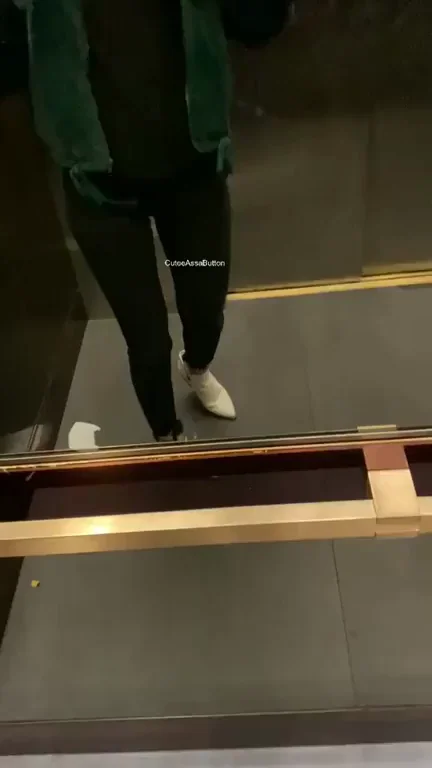 This is my floor, getting off so you can Cum in