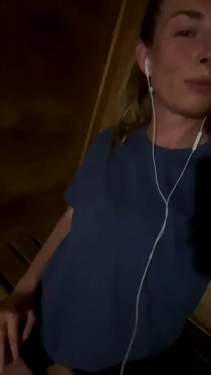 The sauna always does it for me 🥵 (F)