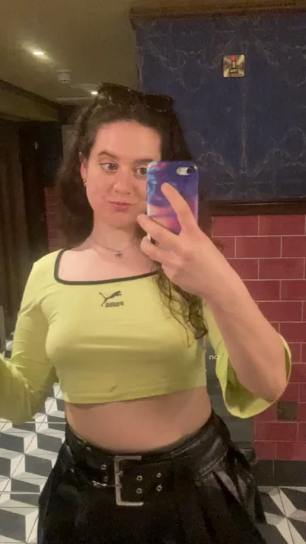 Flashing at my favourite bar again
