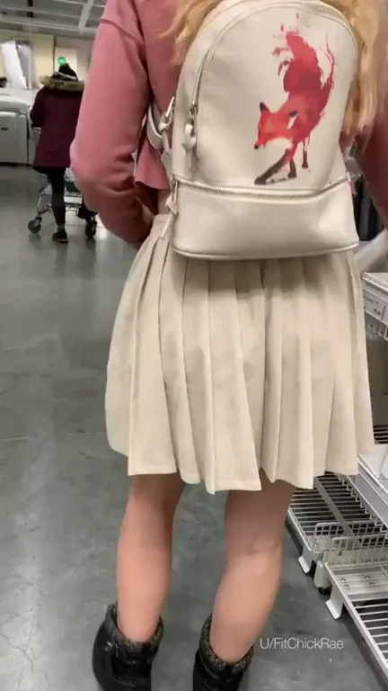 🛒 IKEA Big Ass Flash & Tease 🍑
