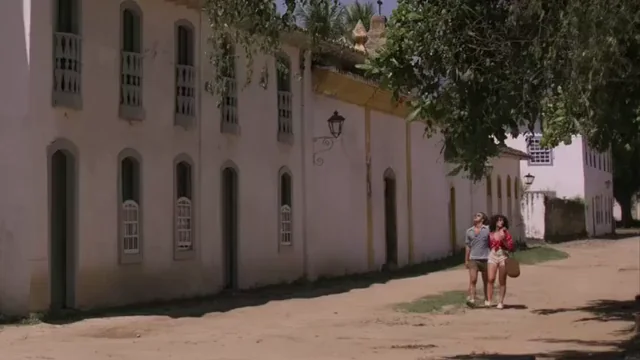 Julia Konrad beautiful brazilan tits and ass in Dom S02E03 (2023)