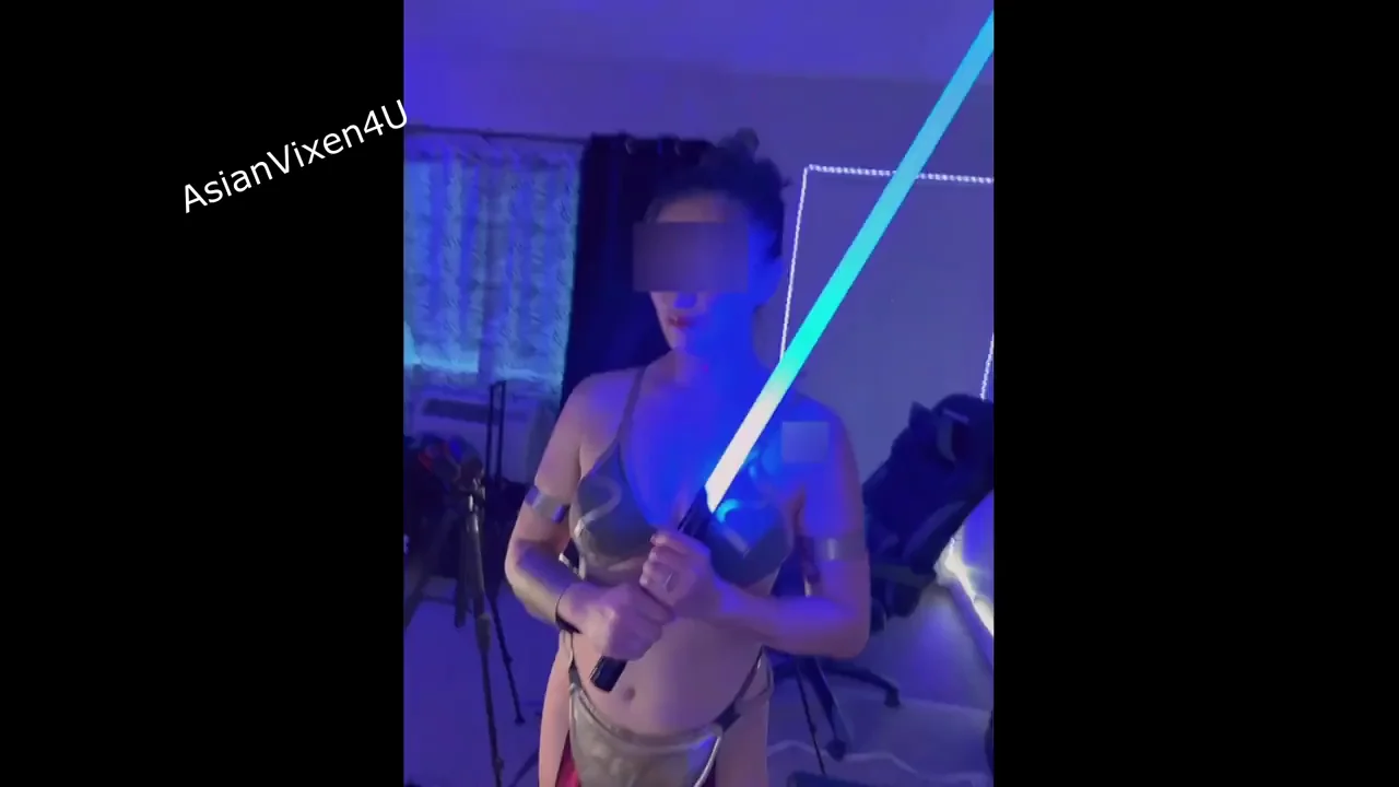 Princess Leia takes some D
