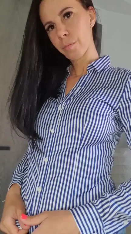 Any taker ? 40F Milf
