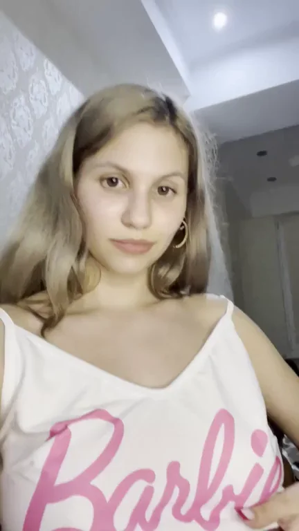 mommy is looking for a son to take his virginity