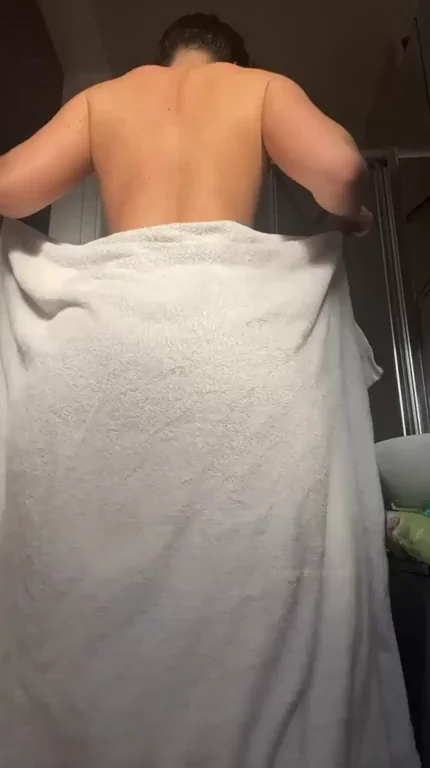 How long would you eat this ass for ?