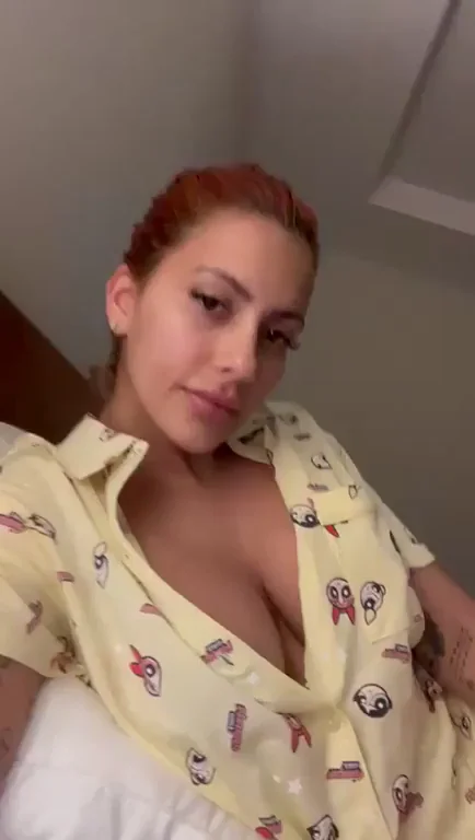 Redhead Vixen Wakes Up with Slutty Morning Tease in Yellow Shirt