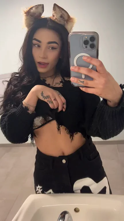 Discreetly Stacked Bunny Slut Tease 😈🐰💦