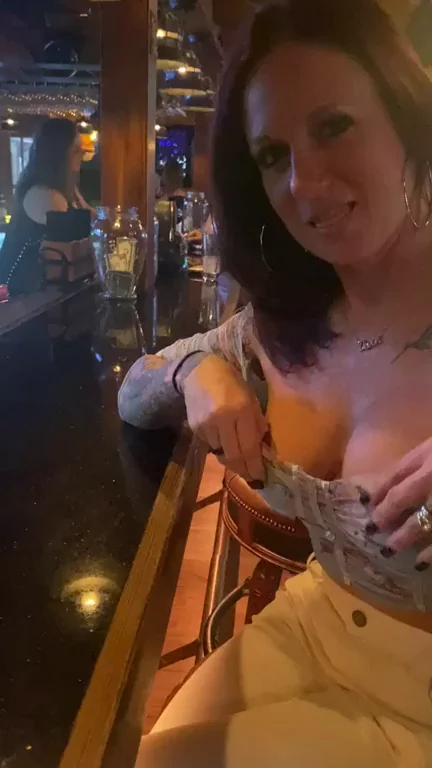 Do you like when I flash?