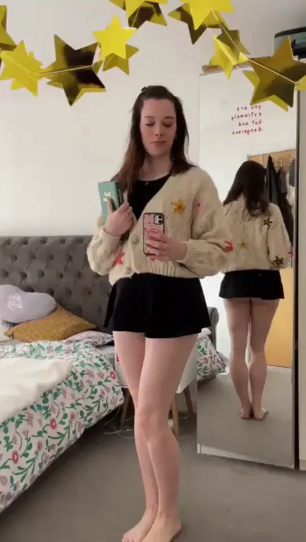 Whoops! Book Drop Exposes Jess's Juicy Upskirt Tease 😈