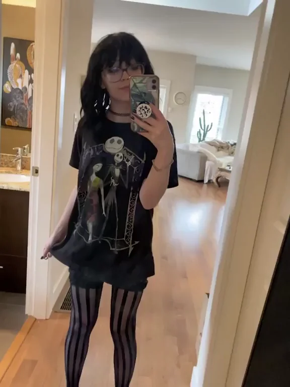 Here's to the dozens of you who prefer your nerdy girls extra small and extra spooky! [F]