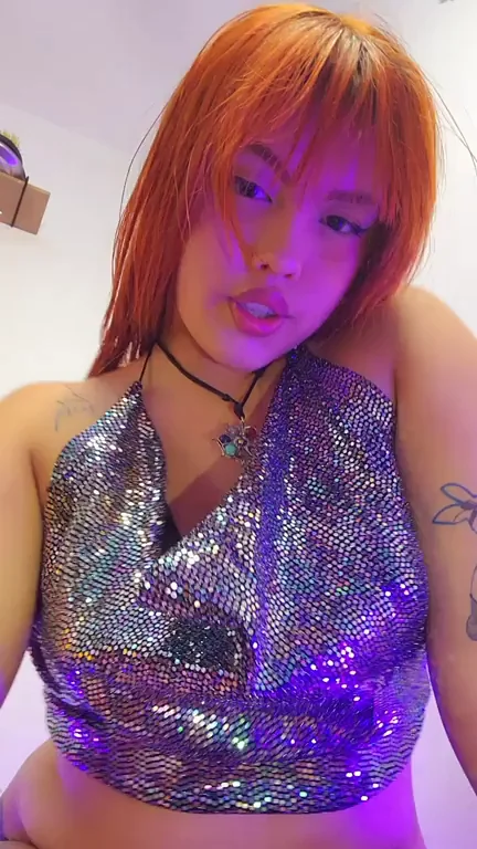 Funsized Redhead Slut Begs: Volunteer to Pound My Tight Hole? 🍑🔥