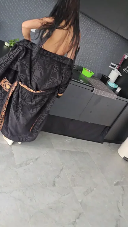 40+ Stepmom Drops Robe & Bares Slutty Curves in Kitchen Tease