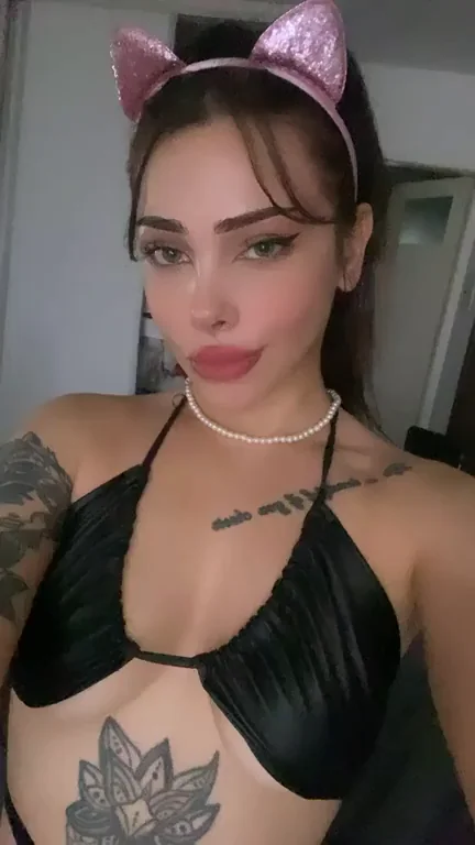 Desperately looking for a daddy