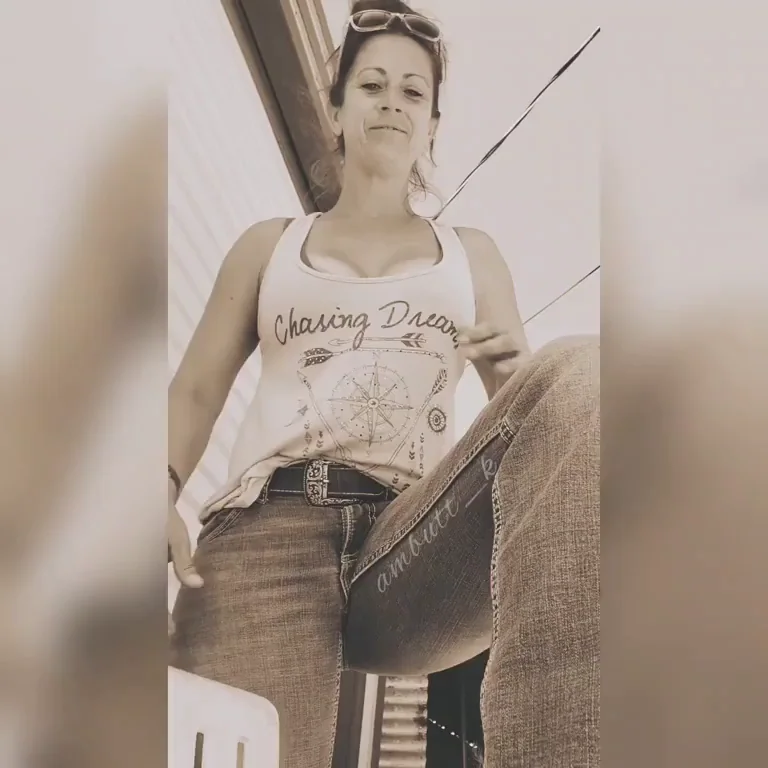 Big titty flash