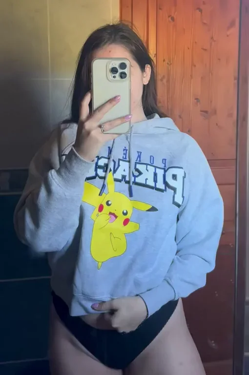 Hope you like French girls [f]