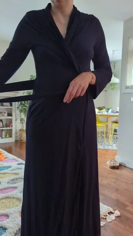 42yo Redhead MILF's Steamy Weekend Robe Tease & Full Nude Reveal