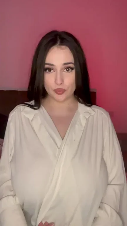 First Date Fuck: Massive Tits Bigger Than Her Head Spill Out!