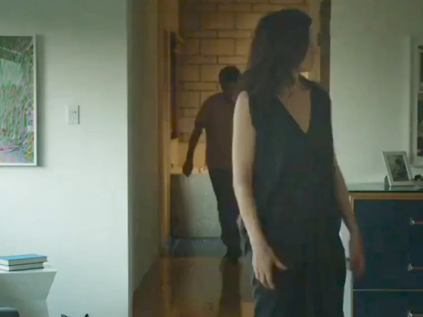 Kathryn Hahn - tights with no underwear [brightened]