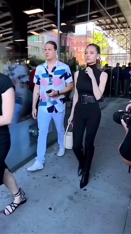 Leni Klum's Tits Jiggling Wildly 😍🍈🍈