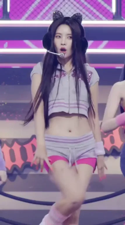 (G)I-DLE - Jiggly Soyeon