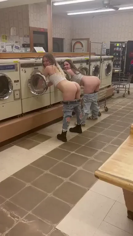 I enjoy doing chores when my bestie is around (;