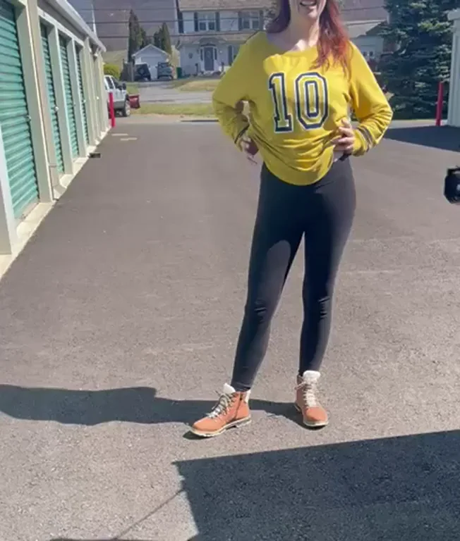 What they don't show on you on Storage wars [gif]