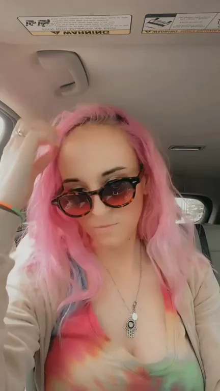 Make sure you keep your eyes peeled in parking lots [gif]