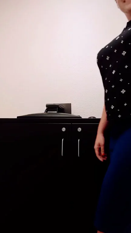 MILF Boss Makes Workday Wild with Tits Out & Juicy Ass 🍑💦