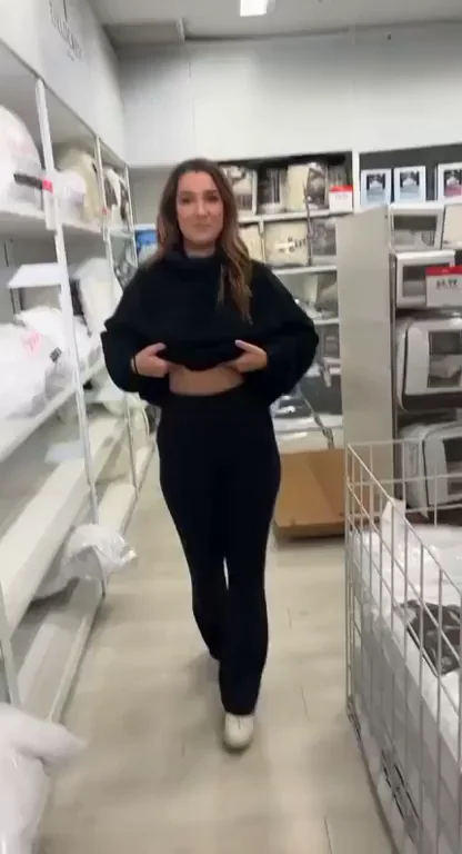 would you date a serial flasher?