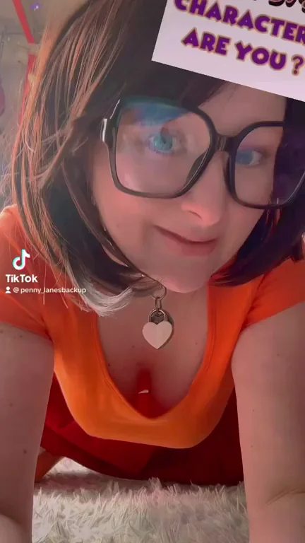 Velma has always had a crush on Shaggy