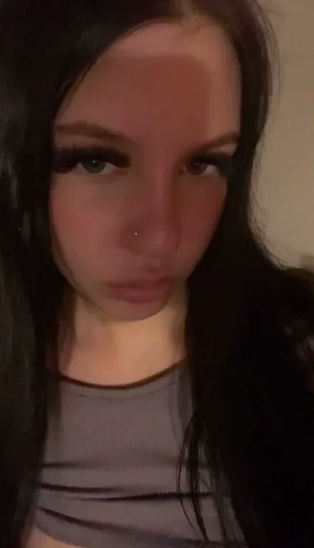 Fresh 18yo Slut Drops Her Perky Tits Online 😈🍒