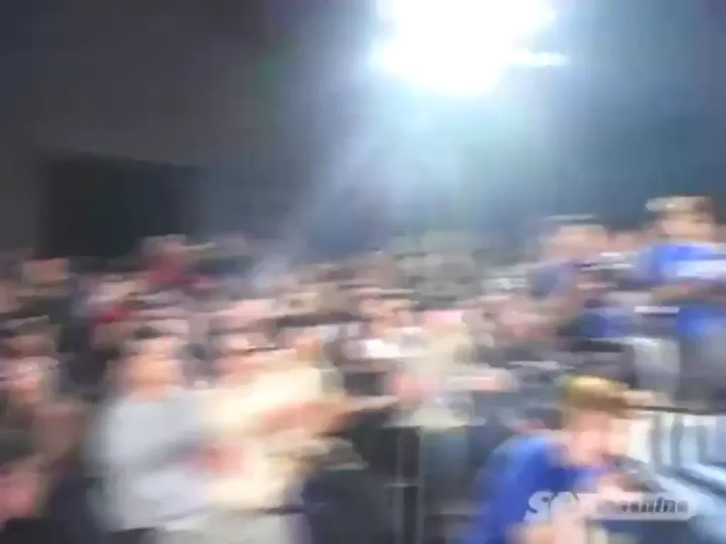 Only in Asia: Wild Concert Crowd Goes Nuts 😜🎉